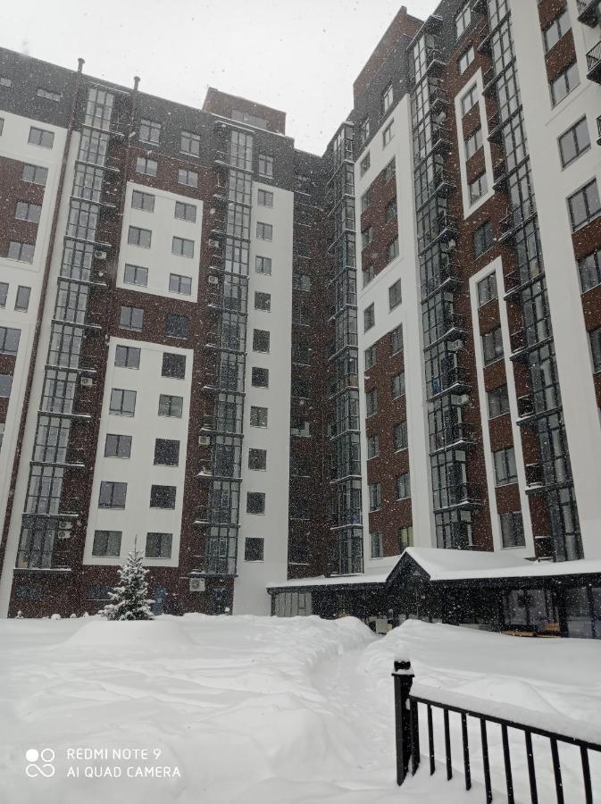 Lux Apartment & Центр,Жк Театральний Rivne Zewnętrze zdjęcie