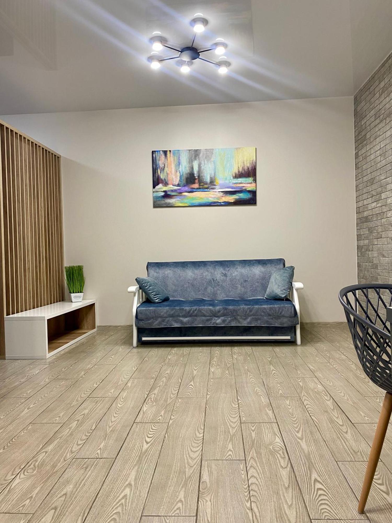 Lux Apartment & Центр,Жк Театральний Rivne Zewnętrze zdjęcie