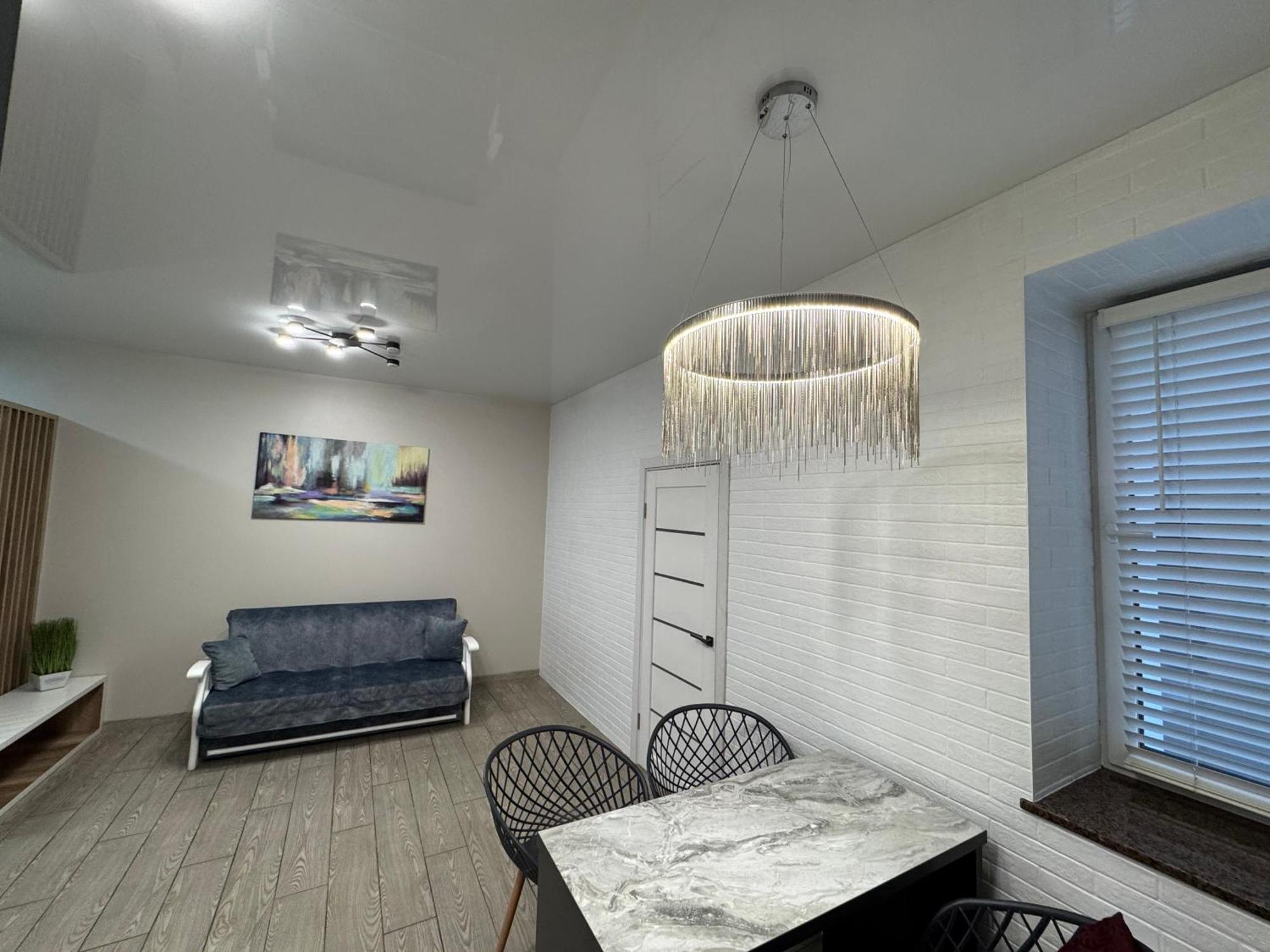 Lux Apartment & Центр,Жк Театральний Rivne Zewnętrze zdjęcie